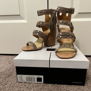 NWOT Dolce Vita Eddie Heeled Sandal